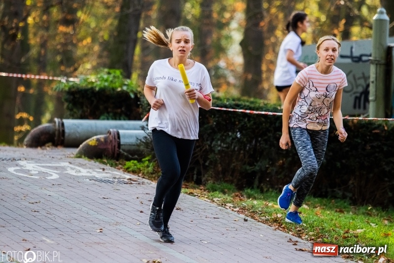 Zdjęcie w galerii na portalu naszraciborz.pl: Uczniowie SP 15 i SP 18 najlepsi w finale miejskim biegów przełajowych wiadomości z regionu