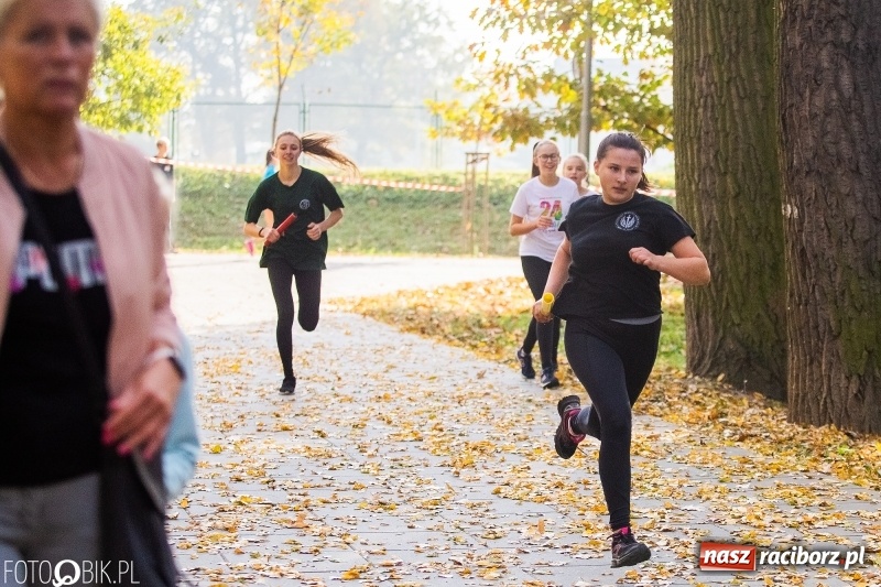Zdjęcie w galerii na portalu naszraciborz.pl: Uczniowie SP 15 i SP 18 najlepsi w finale miejskim biegów przełajowych wiadomości z regionu