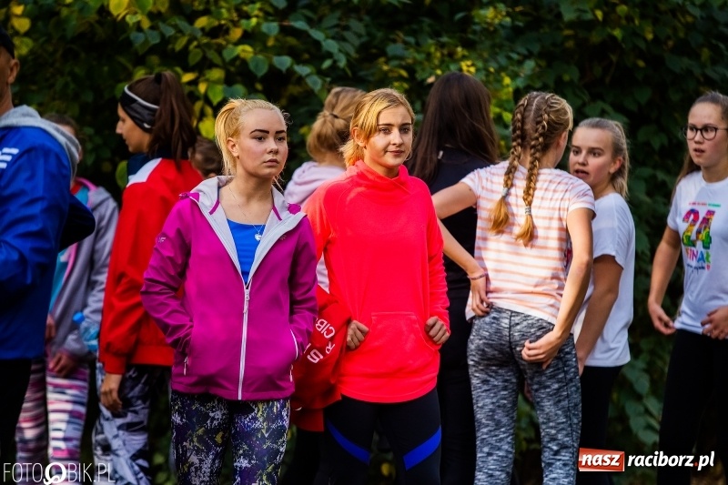 Zdjęcie w galerii na portalu naszraciborz.pl: Uczniowie SP 15 i SP 18 najlepsi w finale miejskim biegów przełajowych wiadomości z regionu