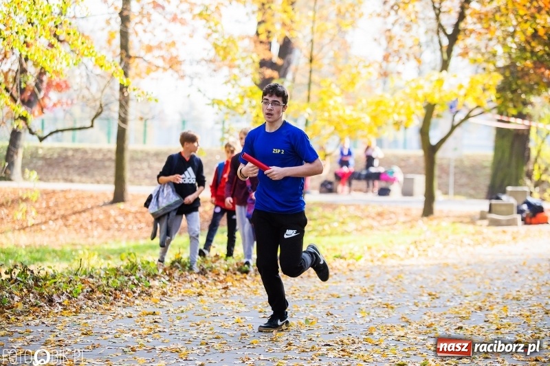 Zdjęcie w galerii na portalu naszraciborz.pl: Uczniowie SP 15 i SP 18 najlepsi w finale miejskim biegów przełajowych wiadomości z regionu