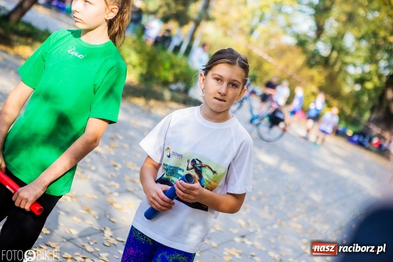 Zdjęcie w galerii na portalu naszraciborz.pl: Uczniowie SP 15 i SP 18 najlepsi w finale miejskim biegów przełajowych wiadomości z regionu