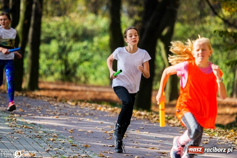 Zdjęcie w galerii na portalu naszraciborz.pl: Uczniowie SP 15 i SP 18 najlepsi w finale miejskim biegów przełajowych wiadomości z regionu