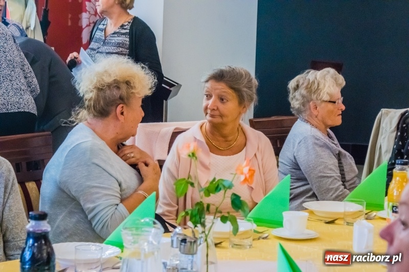 Zdjęcie w galerii na portalu naszraciborz.pl: Członkowie ZNP świętowali Dzień Edukacji Narodowej wiadomości z regionu