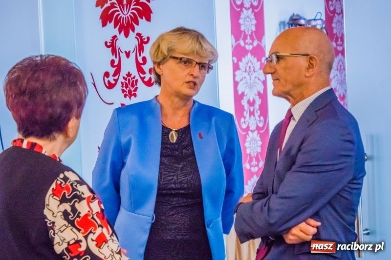 Zdjęcie w galerii na portalu naszraciborz.pl: Członkowie ZNP świętowali Dzień Edukacji Narodowej wiadomości z regionu