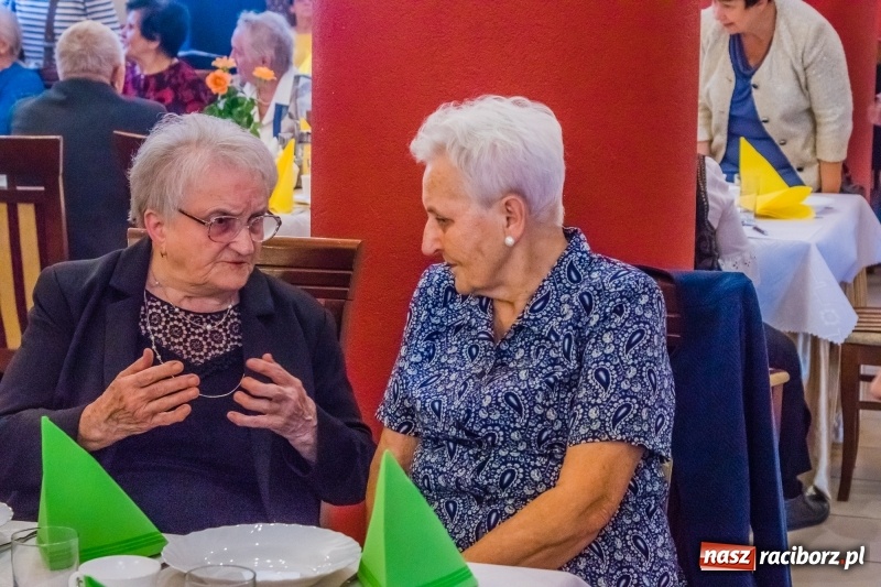 Zdjęcie w galerii na portalu naszraciborz.pl: Członkowie ZNP świętowali Dzień Edukacji Narodowej wiadomości z regionu