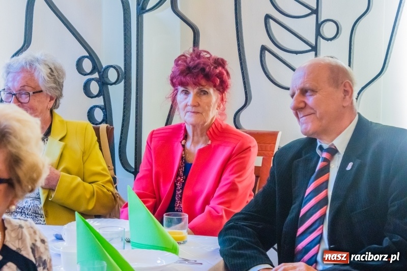 Zdjęcie w galerii na portalu naszraciborz.pl: Członkowie ZNP świętowali Dzień Edukacji Narodowej wiadomości z regionu