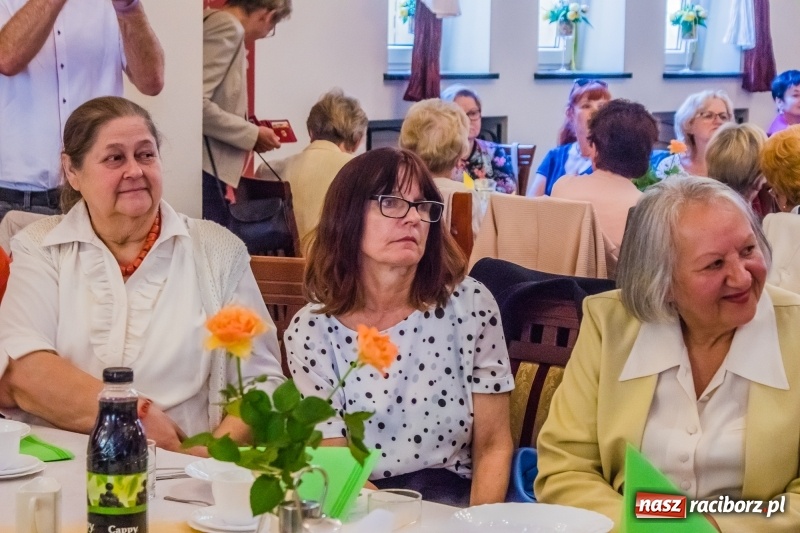 Zdjęcie w galerii na portalu naszraciborz.pl: Członkowie ZNP świętowali Dzień Edukacji Narodowej wiadomości z regionu