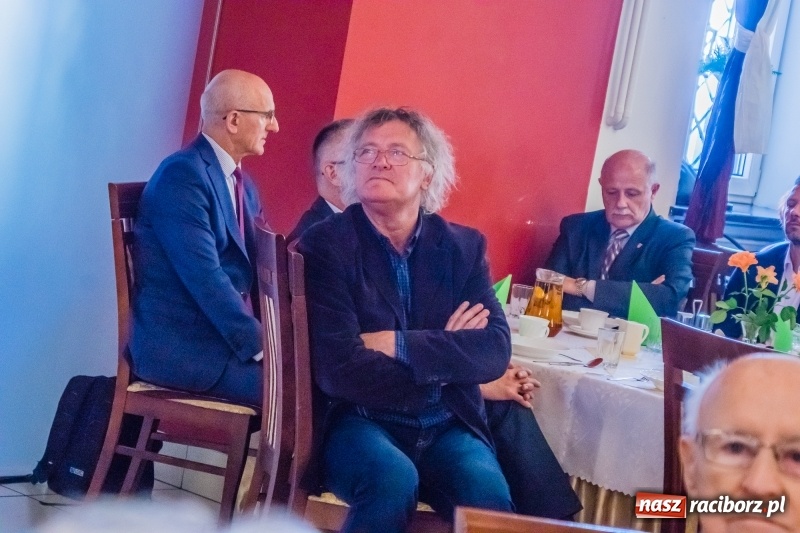 Zdjęcie w galerii na portalu naszraciborz.pl: Członkowie ZNP świętowali Dzień Edukacji Narodowej wiadomości z regionu