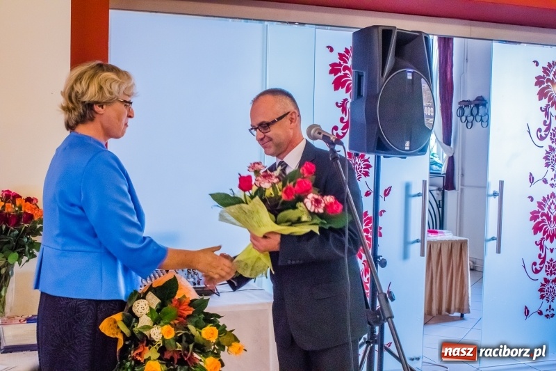 Zdjęcie w galerii na portalu naszraciborz.pl: Członkowie ZNP świętowali Dzień Edukacji Narodowej wiadomości z regionu