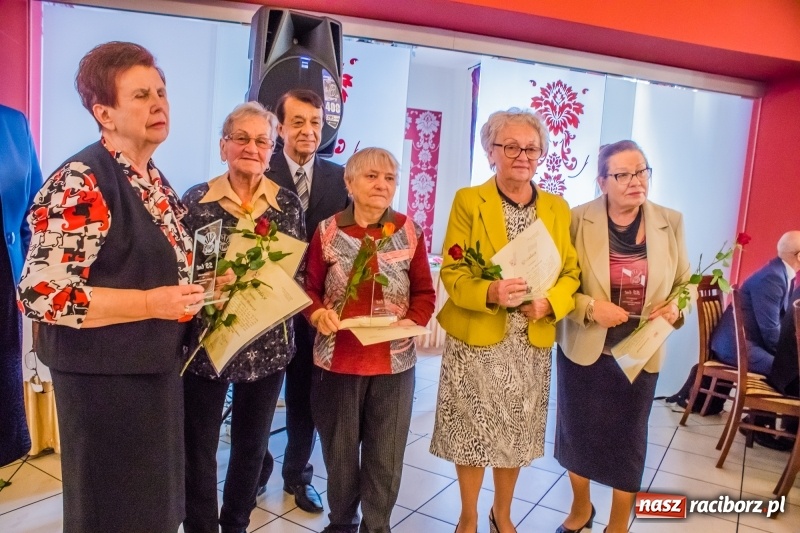 Zdjęcie w galerii na portalu naszraciborz.pl: Członkowie ZNP świętowali Dzień Edukacji Narodowej wiadomości z regionu