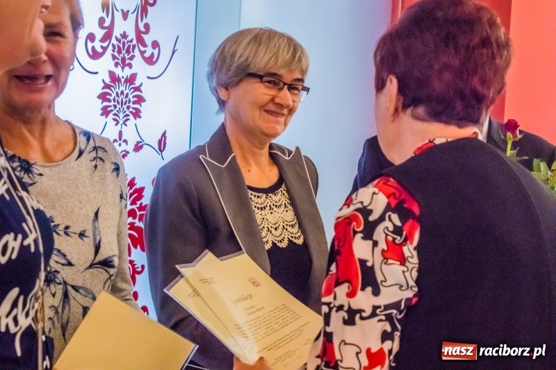 Zdjęcie w galerii na portalu naszraciborz.pl: Członkowie ZNP świętowali Dzień Edukacji Narodowej wiadomości z regionu