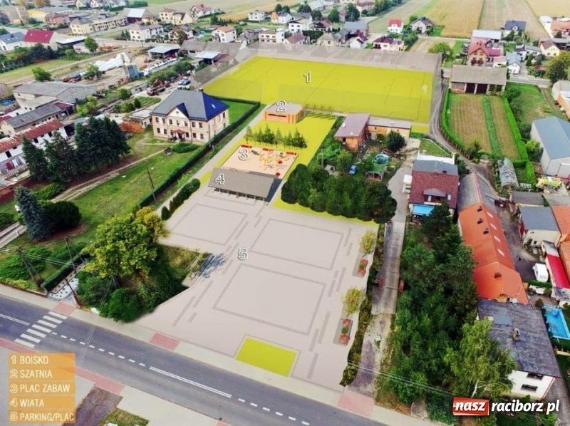 Zdjęcie w galerii na portalu naszraciborz.pl: Z Bieńkowic znika stara karczma. Powstanie tu centrum sportowo-rekreacyjne wiadomości z regionu