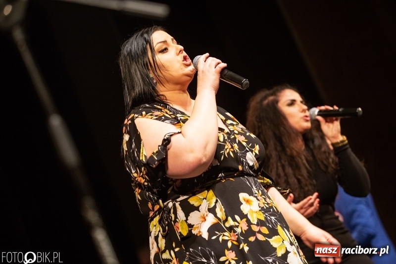 Zdjęcie w galerii na portalu naszraciborz.pl: Energetyczny koncert raciborskiej orkiestry dętej Plania i zespołu The Chance wiadomości z regionu