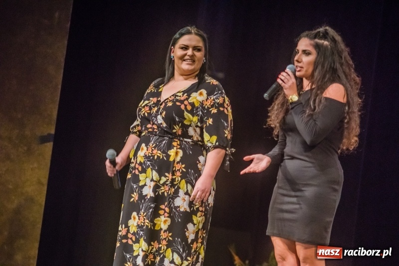 Zdjęcie w galerii na portalu naszraciborz.pl: Energetyczny koncert raciborskiej orkiestry dętej Plania i zespołu The Chance wiadomości z regionu