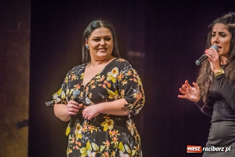 Zdjęcie w galerii na portalu naszraciborz.pl: Energetyczny koncert raciborskiej orkiestry dętej Plania i zespołu The Chance wiadomości z regionu