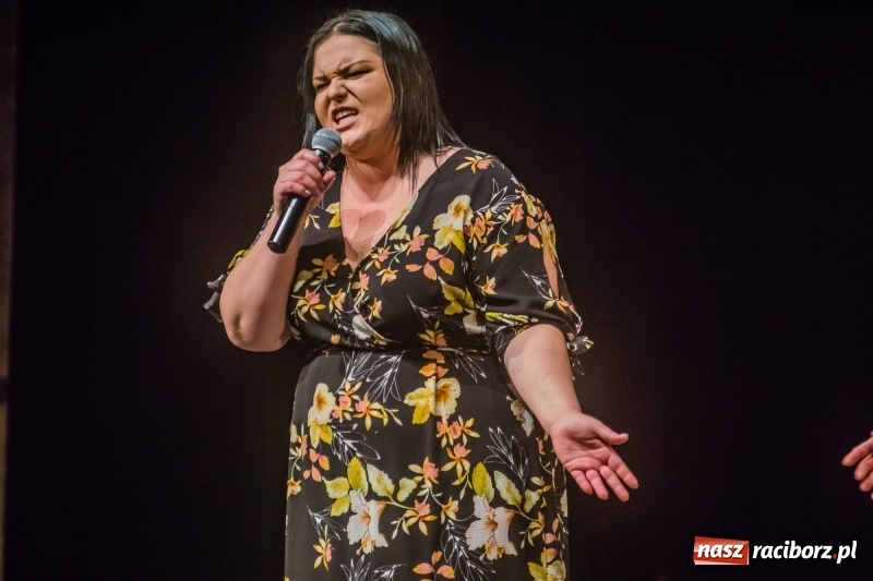 Zdjęcie w galerii na portalu naszraciborz.pl: Energetyczny koncert raciborskiej orkiestry dętej Plania i zespołu The Chance wiadomości z regionu