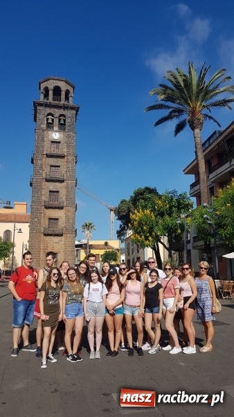 Zdjęcie w galerii na portalu naszraciborz.pl: Uczniowie raciborskiego Gastronomika poznają tajniki kuchni hiszpańskiej wiadomości z regionu