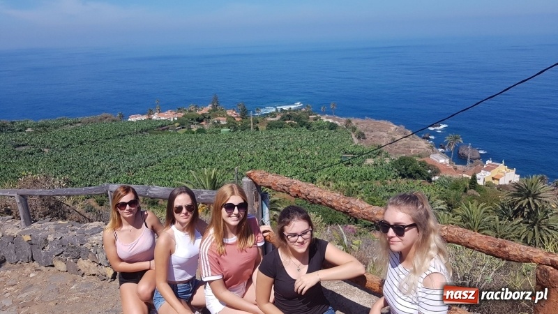 Zdjęcie w galerii na portalu naszraciborz.pl: Uczniowie raciborskiego Gastronomika poznają tajniki kuchni hiszpańskiej wiadomości z regionu