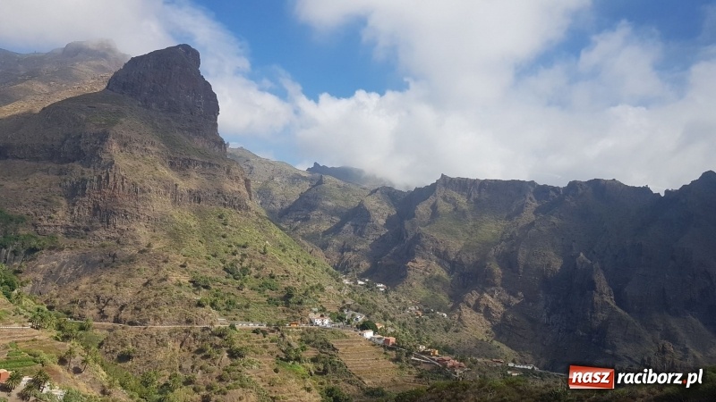 Zdjęcie w galerii na portalu naszraciborz.pl: Uczniowie raciborskiego Gastronomika poznają tajniki kuchni hiszpańskiej wiadomości z regionu