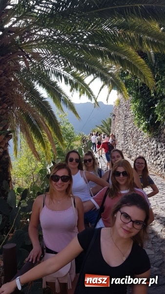 Zdjęcie w galerii na portalu naszraciborz.pl: Uczniowie raciborskiego Gastronomika poznają tajniki kuchni hiszpańskiej wiadomości z regionu