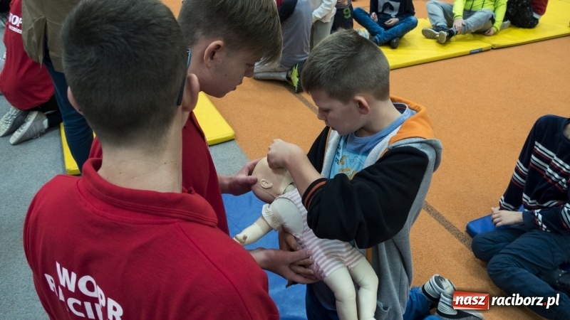 Zdjęcie w galerii na portalu naszraciborz.pl: Europejski Dzień Przywracania Czynności Serca w Szkole Mistrzostwa Sportowego wiadomości z regionu