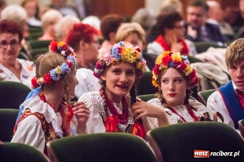 Zdjęcie w galerii na portalu naszraciborz.pl: Święto Animatora Kultury w RCK wiadomości z regionu