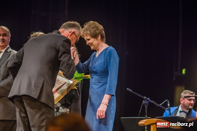 Zdjęcie w galerii na portalu naszraciborz.pl: Święto Animatora Kultury w RCK wiadomości z regionu