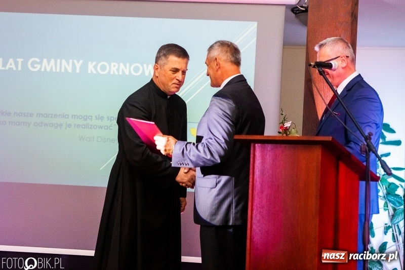 Zdjęcie w galerii na portalu naszraciborz.pl: 25 lat Gminy Kornowac świętowano w Rzuchowie  wiadomości z regionu