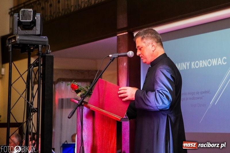 Zdjęcie w galerii na portalu naszraciborz.pl: 25 lat Gminy Kornowac świętowano w Rzuchowie  wiadomości z regionu