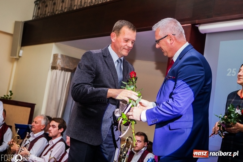 Zdjęcie w galerii na portalu naszraciborz.pl: 25 lat Gminy Kornowac świętowano w Rzuchowie  wiadomości z regionu