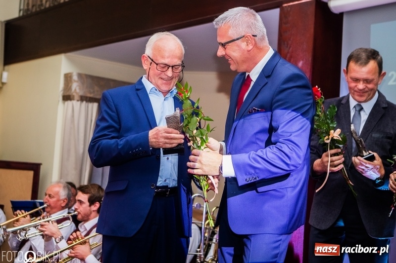 Zdjęcie w galerii na portalu naszraciborz.pl: 25 lat Gminy Kornowac świętowano w Rzuchowie  wiadomości z regionu