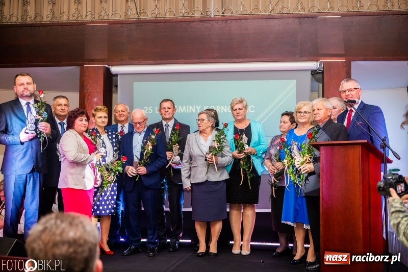 Zdjęcie w galerii na portalu naszraciborz.pl: 25 lat Gminy Kornowac świętowano w Rzuchowie  wiadomości z regionu