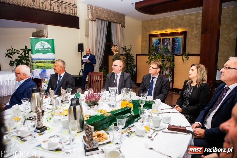 Zdjęcie w galerii na portalu naszraciborz.pl: 25 lat Gminy Kornowac świętowano w Rzuchowie  wiadomości z regionu