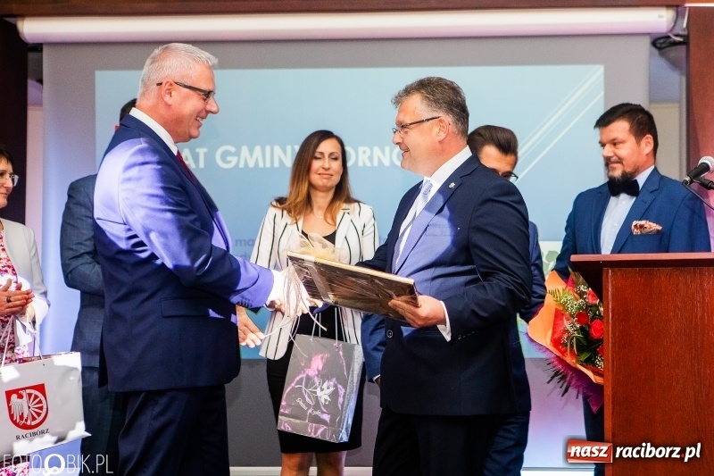 Zdjęcie w galerii na portalu naszraciborz.pl: 25 lat Gminy Kornowac świętowano w Rzuchowie  wiadomości z regionu