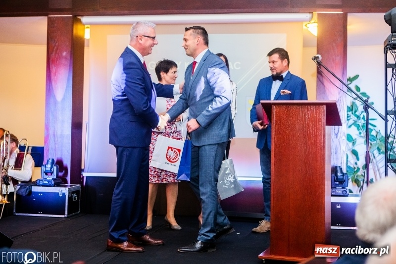 Zdjęcie w galerii na portalu naszraciborz.pl: 25 lat Gminy Kornowac świętowano w Rzuchowie  wiadomości z regionu