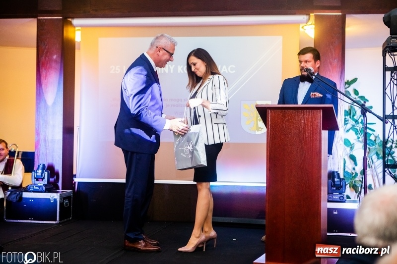 Zdjęcie w galerii na portalu naszraciborz.pl: 25 lat Gminy Kornowac świętowano w Rzuchowie  wiadomości z regionu