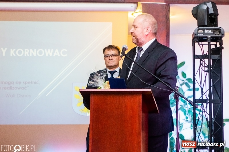 Zdjęcie w galerii na portalu naszraciborz.pl: 25 lat Gminy Kornowac świętowano w Rzuchowie  wiadomości z regionu