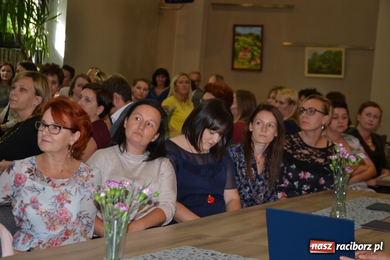 Zdjęcie w galerii na portalu naszraciborz.pl: Dzień Edukacji Narodowej w gminie Krzyżanowice  wiadomości z regionu