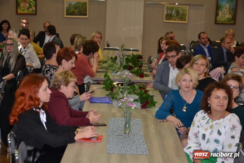 Zdjęcie w galerii na portalu naszraciborz.pl: Dzień Edukacji Narodowej w gminie Krzyżanowice  wiadomości z regionu