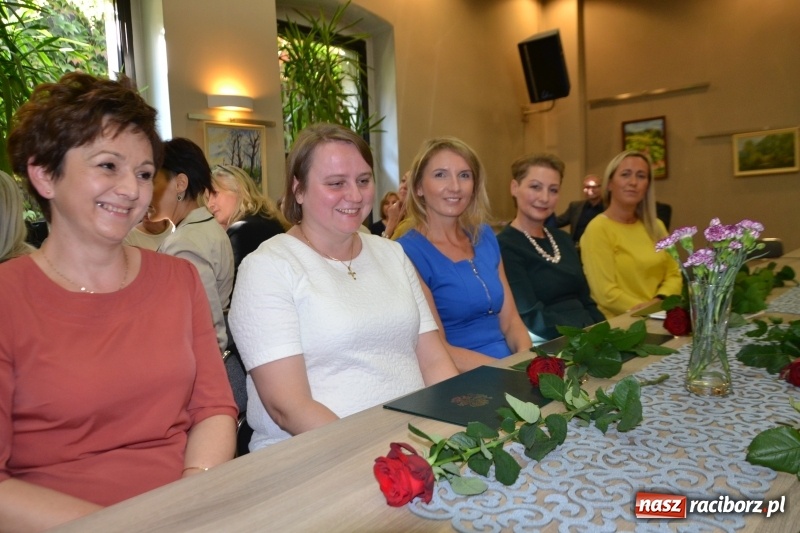 Zdjęcie w galerii na portalu naszraciborz.pl: Dzień Edukacji Narodowej w gminie Krzyżanowice  wiadomości z regionu