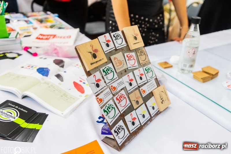 Zdjęcie w galerii na portalu naszraciborz.pl: Raciborski Festiwal Perspektyw. Arena Rafako pełna młodzieży  wiadomości z regionu