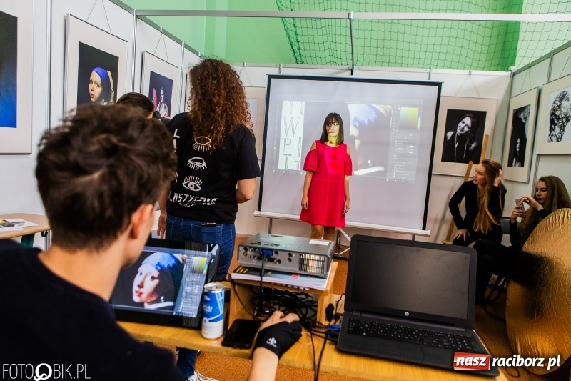 Zdjęcie w galerii na portalu naszraciborz.pl: Raciborski Festiwal Perspektyw. Arena Rafako pełna młodzieży  wiadomości z regionu