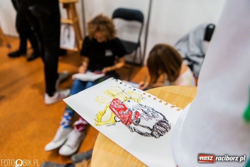 Zdjęcie w galerii na portalu naszraciborz.pl: Raciborski Festiwal Perspektyw. Arena Rafako pełna młodzieży  wiadomości z regionu