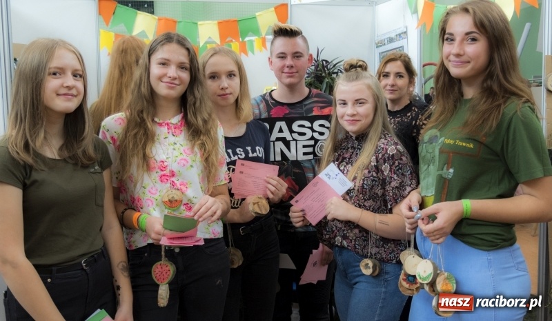 Zdjęcie w galerii na portalu naszraciborz.pl: Raciborski Festiwal Perspektyw. Arena Rafako pełna młodzieży  wiadomości z regionu