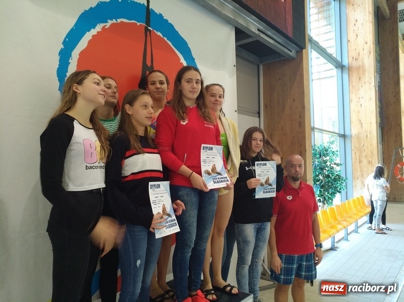 Zdjęcie w galerii na portalu naszraciborz.pl: Pływacki pogrom na zawodach w Gliwicach wiadomości z regionu