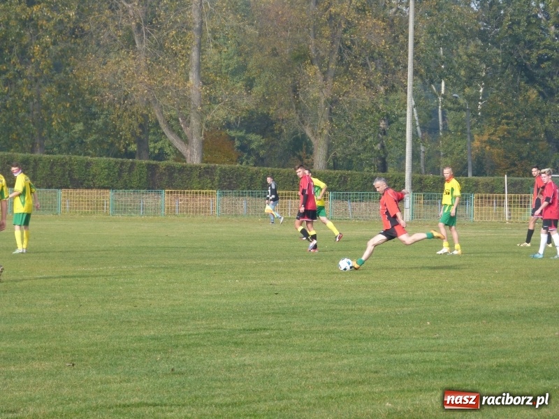 Zdjęcie w galerii na portalu naszraciborz.pl: Turniej piłki nożnej o puchar Burmistrza Miasta i Gminy Kuźnia Raciborska wiadomości z regionu