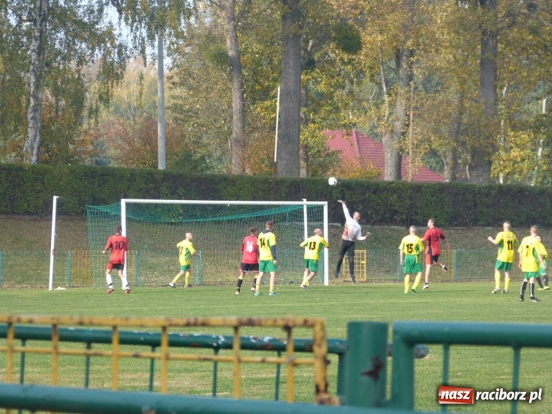 Zdjęcie w galerii na portalu naszraciborz.pl: Turniej piłki nożnej o puchar Burmistrza Miasta i Gminy Kuźnia Raciborska wiadomości z regionu