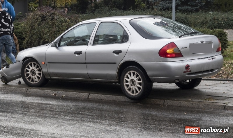 Zdjęcie w galerii na portalu naszraciborz.pl: Trzy kolizje na raciborskich drogach  wiadomości z regionu