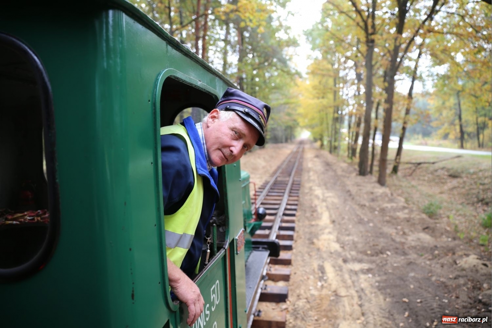 Zdjęcie w galerii na portalu naszraciborz.pl: Trasa kolejki wąskotorowej stała się dłuższa. Teraz pociąg dojedzie do Stodół wiadomości z regionu