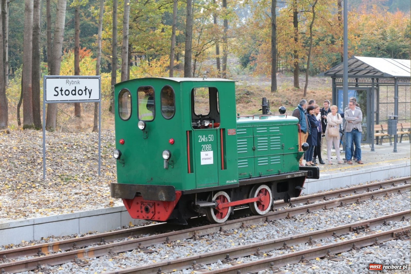 Zdjęcie w galerii na portalu naszraciborz.pl: Trasa kolejki wąskotorowej stała się dłuższa. Teraz pociąg dojedzie do Stodół wiadomości z regionu